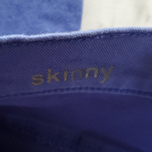JCPenney skinny jeans size 6p - Picture 3 of 10